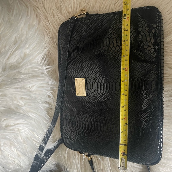 Michael Kors Black Crossbody laptop bag - Picture 9 of 12